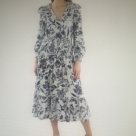 NWT Aqua Blue Linen Blend Smocked Daytime Midi Dress.  Gorgeous Sizes L, XL - Picture 4 of 7